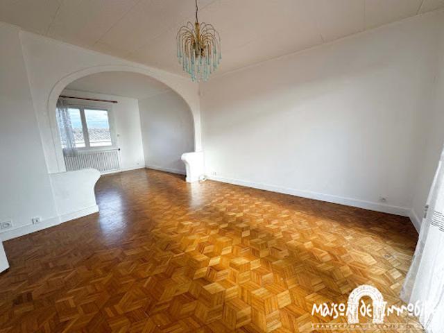 Vente Maison 5 pièces 107 m2 Châteaubernard