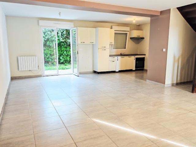 Vente Maison 5 pièces 107 m2 Démouville