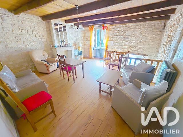Vente Maison 5 pièces 107 m2 La Rochebeaucourt et Argentine