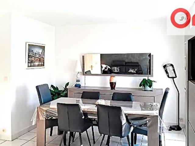 Vente Maison 5 pièces 107 m2 Lesigny