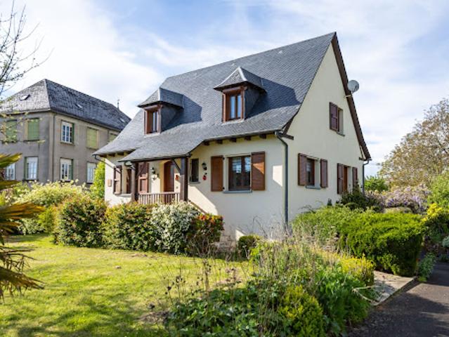 Vente Maison 5 pièces 107 m2 Pleaux