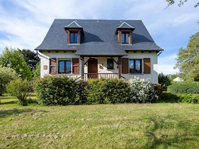 Vente Maison 5 pièces 107 m2 Pleaux