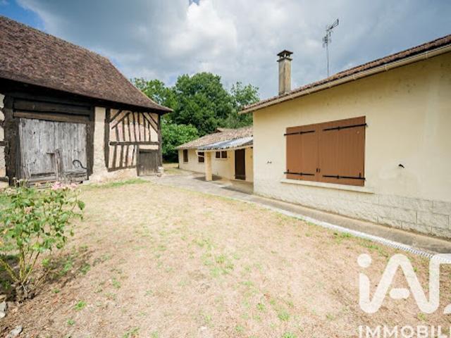 Vente Maison 5 pièces 107 m2 Saint Martial d'Artenset