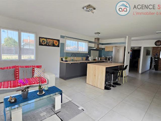 Vente Maison 5 pièces 107 m2 Saint Médard en Jalles