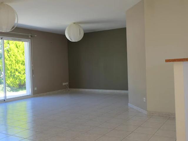Vente Maison 5 pièces 107 m2 Sainte severe