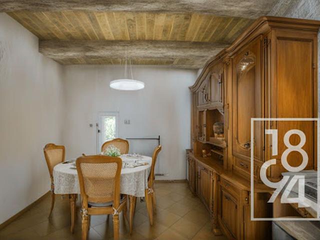 Vente Maison 5 pièces 107.9 m2 Marseille 11ème