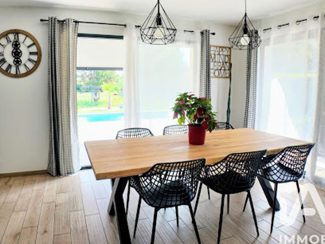 Vente Maison 5 pièces 108 m2 Montrond les Bains