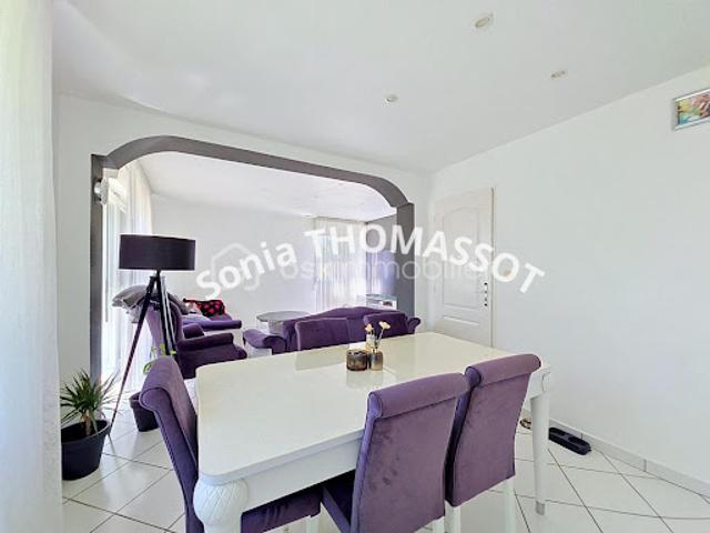 Vente Maison 5 pièces 108 m2 Saint Usage