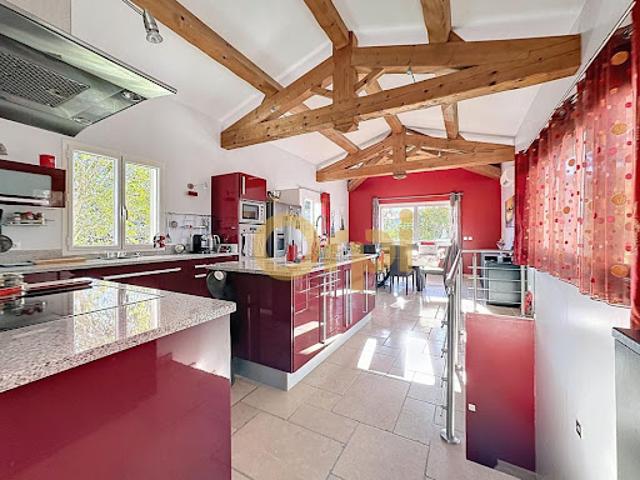 Vente Maison 5 pièces 108.05 m2 Saint raphael