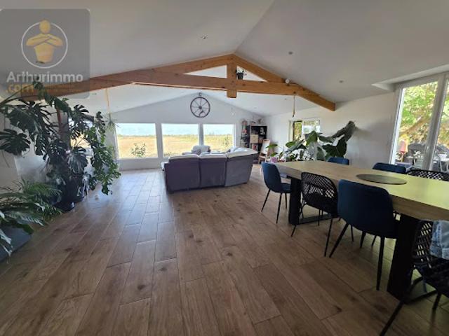 Vente Maison 5 pièces 108.82 m2 Saint gervais