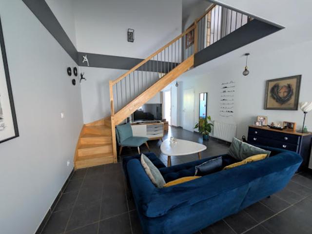 Vente Maison 5 pièces 108.91 m2 Rumilly