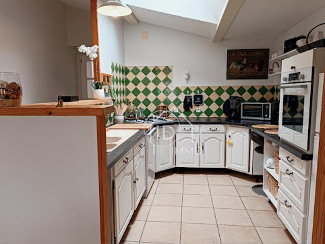 Vente Maison 5 pièces 109 m2 Montpon Ménestérol