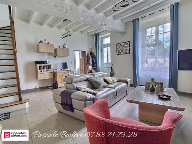 Vente Maison 5 pièces 109 m2 Vernoil le Fourrier