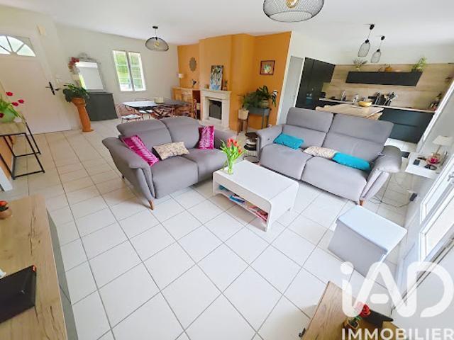 Vente Maison 5 pièces 109 m2 Dirac
