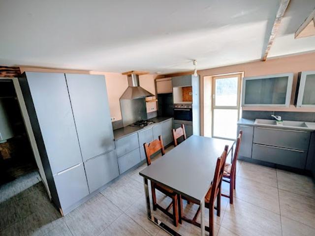 Vente Maison 5 pièces 109 m2 Luz Saint Sauveur