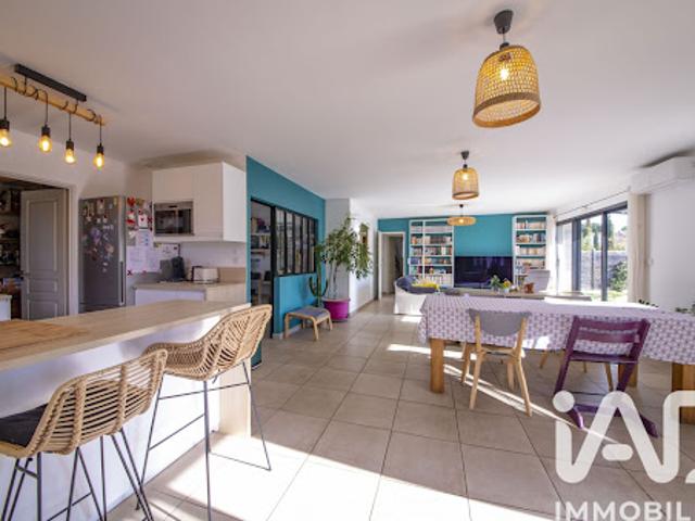 Vente Maison 5 pièces 109 m2 Pernes les Fontaines