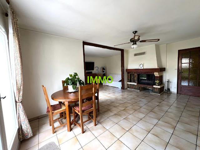 Vente Maison 5 pièces 109 m2 Persan