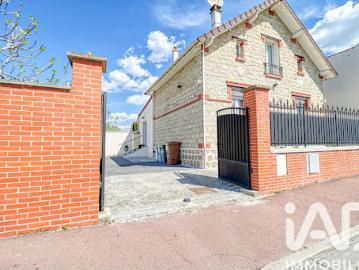 Vente Maison 5 pièces 109 m2 Pierrelaye