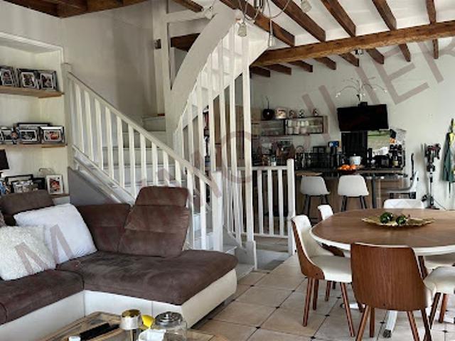 Vente Maison 5 pièces 109 m2 Saint Cyr les Colons