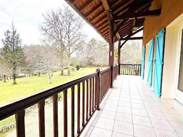 Vente Maison 5 pièces 109 m2 Savignac les Eglises
