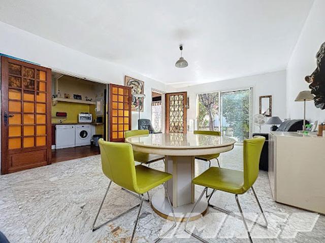 Vente Maison 5 pièces 100 m2 Marseille 8ème