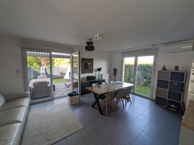 Vente Maison 5 pièces 100 m2 Ayguesvives