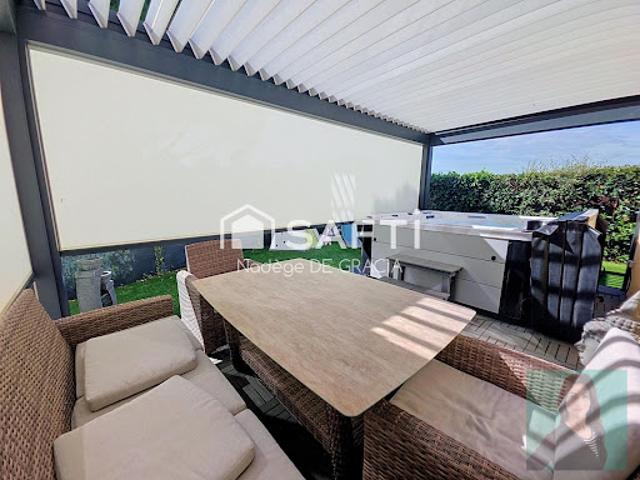 Vente Maison 5 pièces 100 m2 Ayguesvives