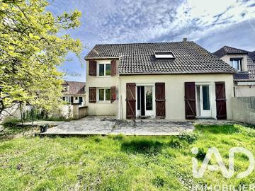 Vente Maison 5 pièces 100 m2 Brie Comte Robert