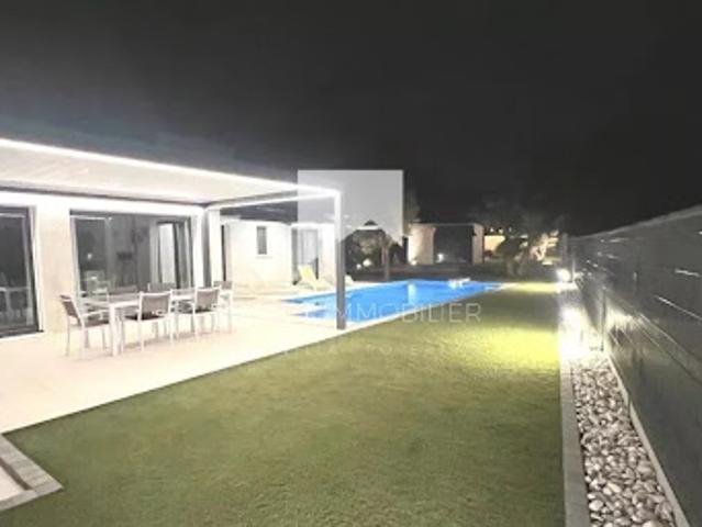 Vente Maison 5 pièces 100 m2 Cuers