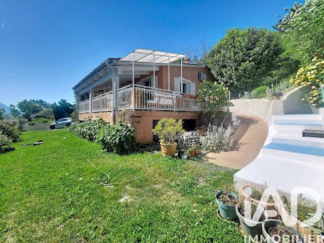 Vente Maison 5 pièces 100 m2 Champtercier