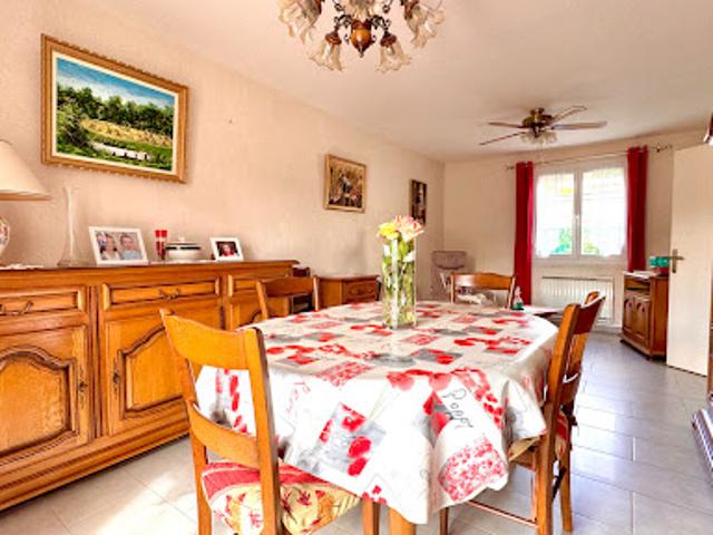 Vente Maison 5 pièces 100 m2 Franqueville Saint Pierre