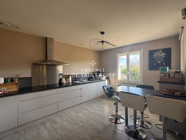 Vente Maison 5 pièces 100 m2 Graveson