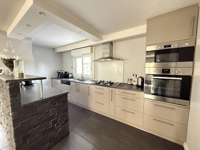 Vente Maison 5 pièces 100 m2 Joue les tours