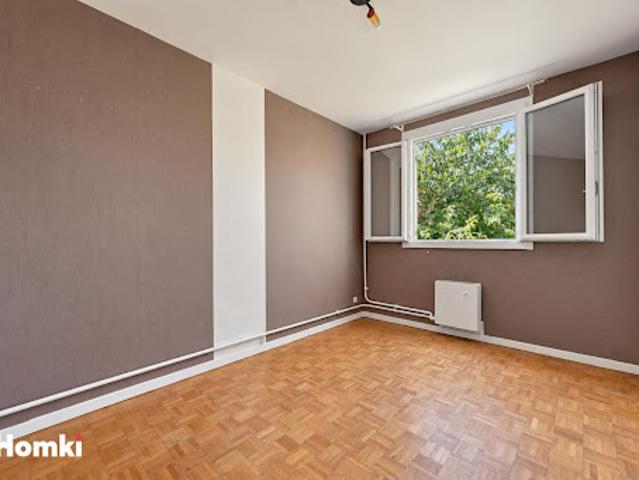Vente Maison 5 pièces 100 m2 Pierre benite