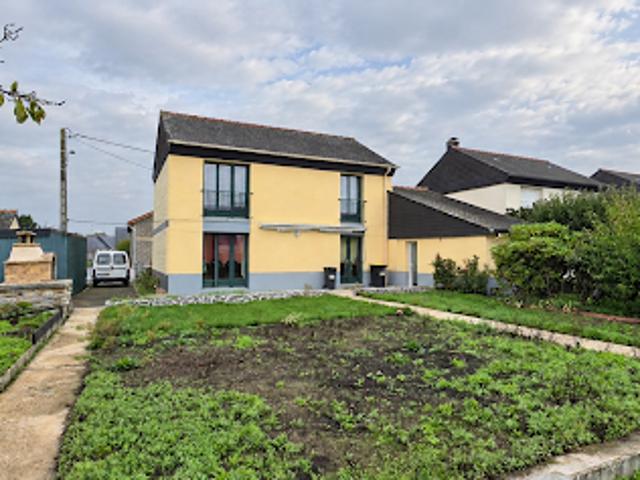 Vente Maison 5 pièces 100 m2 Saint Aubin du Cormier