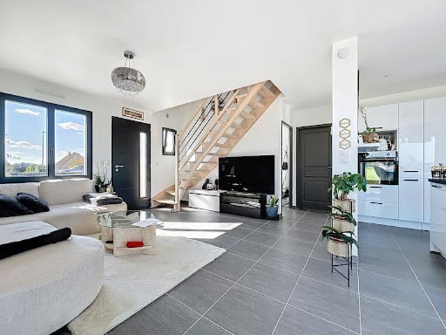 Vente Maison 5 pièces 100 m2 Saint Denis sur Loire
