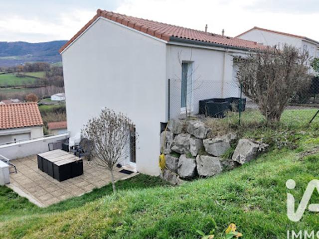 Vente Maison 5 pièces 100 m2 Saint Jean Bonnefonds