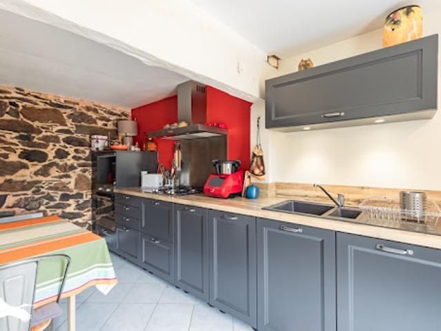 Vente Maison 5 pièces 78 m2 Burret
