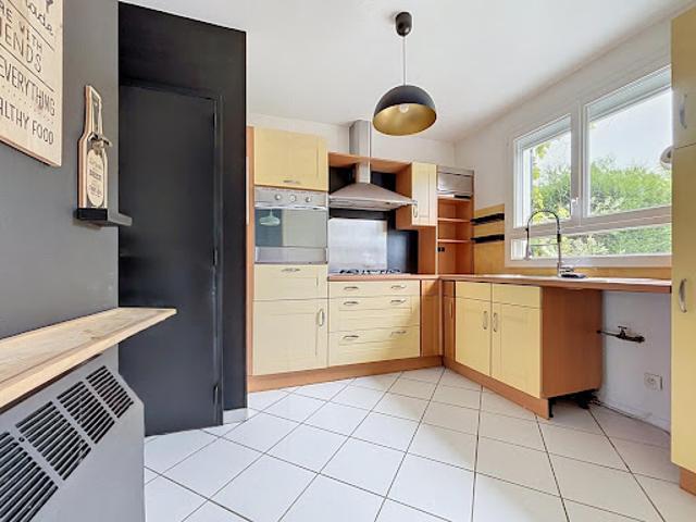 Vente Maison 5 pièces 101 m2 Elancourt