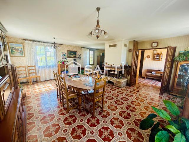 Vente Maison 5 pièces 101 m2 La Celle Saint Cyr