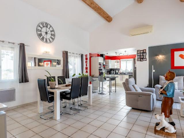 Vente Maison 5 pièces 101 m2 Lézignan la Cèbe