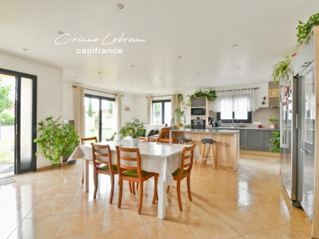 Vente Maison 5 pièces 101 m2 Saint Julien sur Veyle