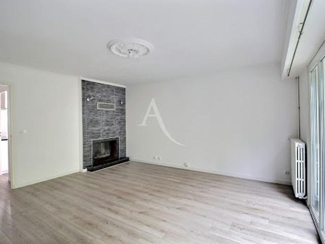 Vente Maison 5 pièces 102 m2 Maurepas