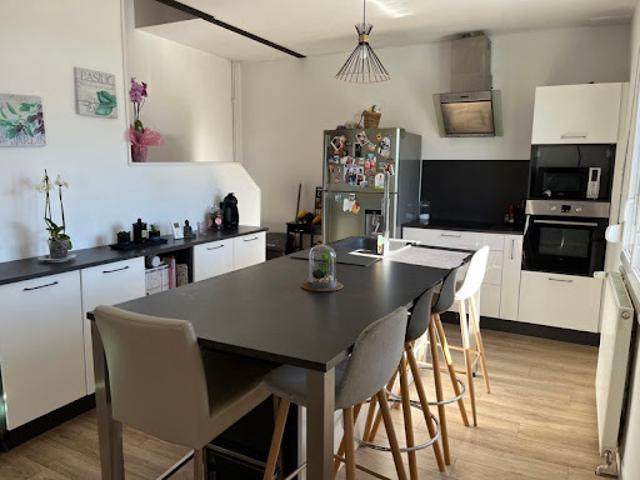 Vente Maison 5 pièces 102 m2 Neuvic