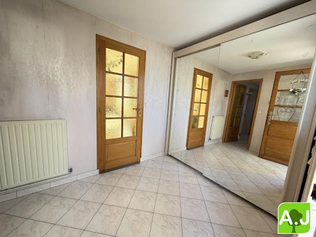 Vente Maison 5 pièces 102 m2 Ezy sur Eure
