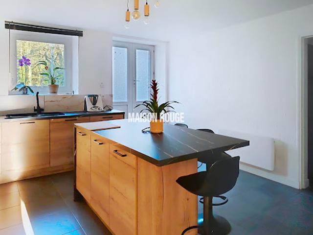 Vente Maison 5 pièces 102 m2 Lourmais