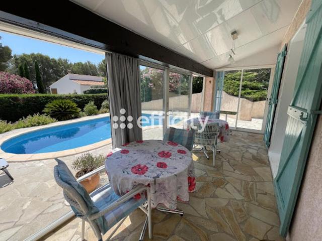 Vente Maison 5 pièces 102 m2 Roquebrune sur Argens