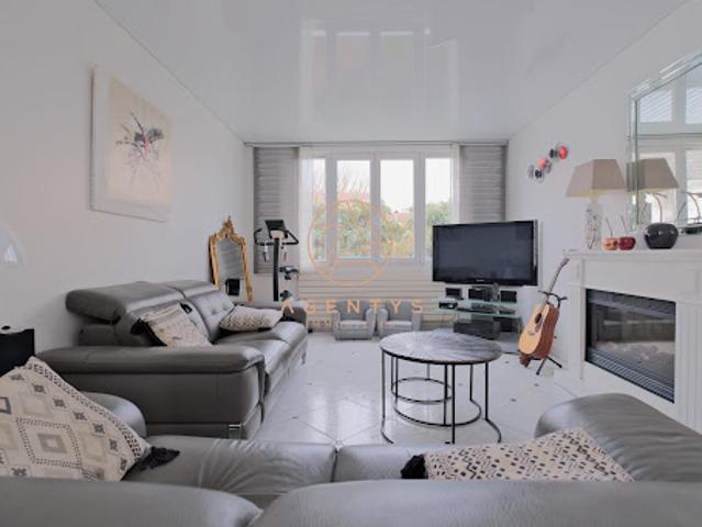 Vente Maison 5 pièces 102.82 m2 Alfortville