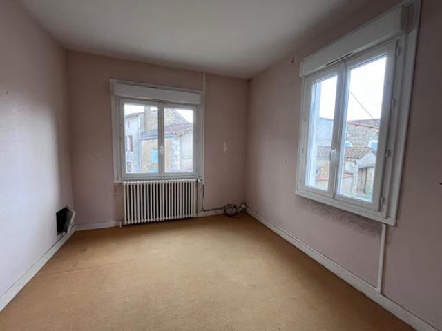 Vente Maison 5 pièces 103 m2 Aigre