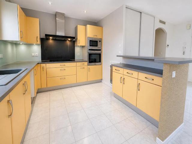Vente Maison 5 pièces 103 m2 Saint Etienne de Tulmont